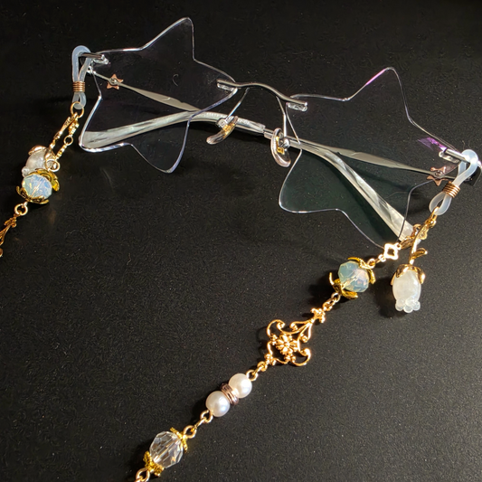 White Rose Glasses Chain